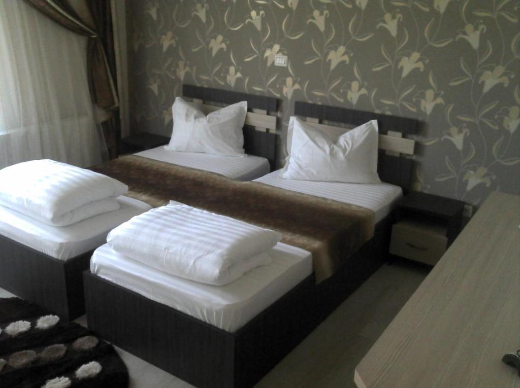 Best Hotel Hunedoara Camera foto