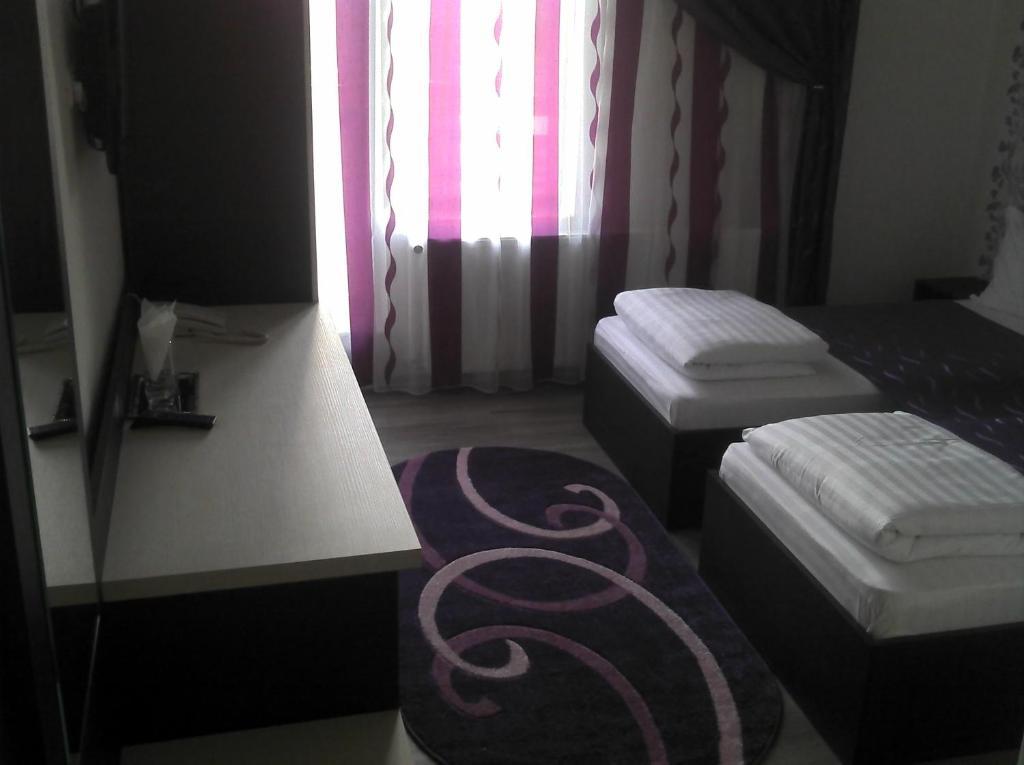 Best Hotel Hunedoara Camera foto